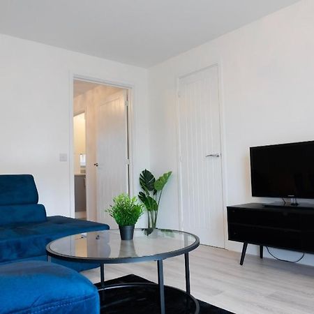 Stylish House With Private Parking Villa Glasgow Ngoại thất bức ảnh
